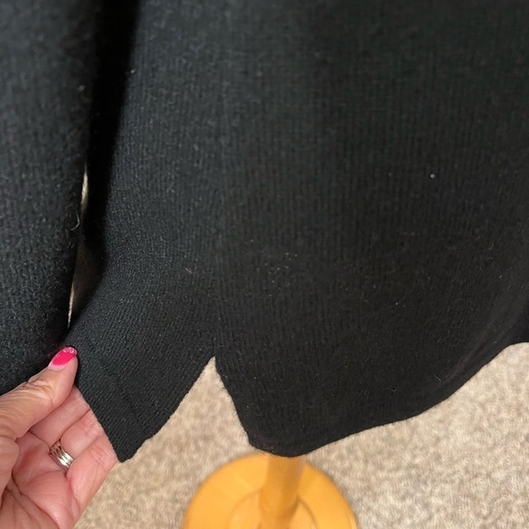 Lord & Taylor Black 100% Two Ply Cashmere Sz S EUC - Picture 3 of 7
